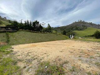 Foto 7 de venta de lotes en el peñol con vista a la represa y a la piedra del peñol.