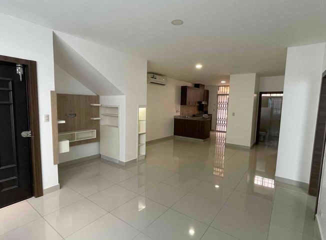 Apartamento en venta en Ceibos - Więcej