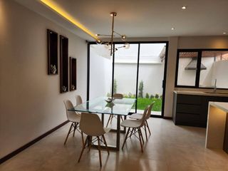 Foto 3 de En Ricaurte casa En Venta de 3 dormitorios Aplica crédito VIP
