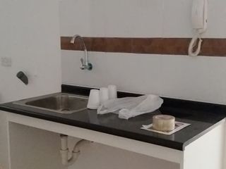 Foto 4 de ALQUILO DEPARTAMENTO EN CONDOMINIO TORRES DEL CAMPO - SEGUNDO PISO EN RETABLO - COMAS CERCA A UNIVERSIDADES