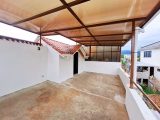 Foto 12 de EN VENTA CASA EN RICAURTE, CUENCA