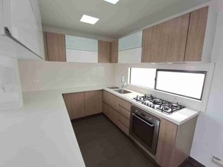 Foto 2 de APARTAMENTO EN ARRIENDO PASADENA 167 m2