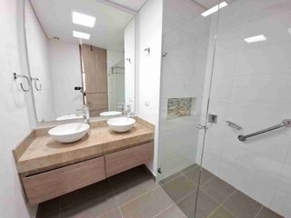 Foto 9 de APARTAMENTO EN ARRIENDO PASADENA 167 m2