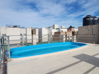 Foto 4 de DEPARTAMENTO CENTRICO , COCHERA Y PILETA