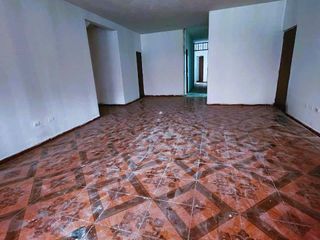 Foto 5 de SE VENDE CASA EN SAN JUAN DE LURIGANCHO