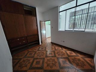 Foto 15 de SE VENDE CASA EN SAN JUAN DE LURIGANCHO