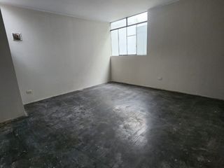 Foto 17 de SE VENDE CASA EN SAN JUAN DE LURIGANCHO