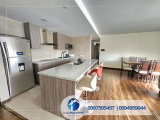 Foto 2 de Departamento de Arriendo Amoblado – Av. 12 Abril – 3 dormitorios, 2 garajes y bodega.