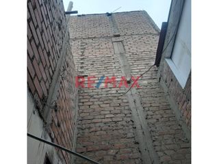 Foto 5 de Casa Con Local Comercial En Primer Piso