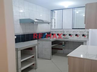 Foto 8 de Alquilo Dúplex Espacioso Cerca Al Colegio Claretiano En Urb. La Arboleda – S/2,500 ¡Excelente Ubicación!