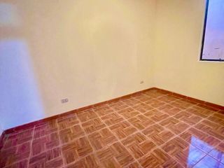 Foto 15 de VENDO CASA EN EL PINAR CON PATIO, COCHERA Y EXCELENTE UBICACIÓN.