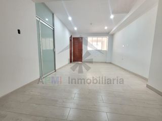 Foto 3 de VENTA DE DEPARTAMENTO EN PRIMER PISO Y FRENTE A PARQUE CERCA DE LA UNIVERSIDAD SIPAN