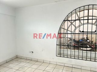 Foto 3 de Se Alquila Casa Productiva De 5 Pisos-Urb.Monserrate Cerca A Isabel De Bobadilla Y Pocas Cuadras De Husares De Junin-480M2