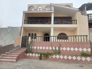 Foto 1 de Hermosa Casa En Venta 602.30 M2 En Las Lomas De Huanchaco 320,000 Dolares