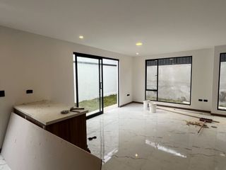 Foto 12 de MODERNAS CASAS VIP EN VENTA, Sector Ricaurte C1503