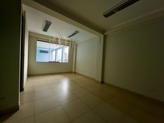 Foto 36 de VENTA DE EDIFICIO DE 4 PISOS, CHACLACAYO, 974 m2