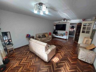Foto 1 de Se vende Departamento en Primer piso en San Juan de Miraflores  130m2  Cochera