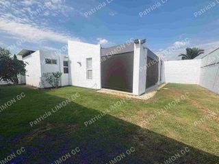 Foto 2 de se arrienda casa de 1 piso. en la hacienda el castillo.condominio campestre
