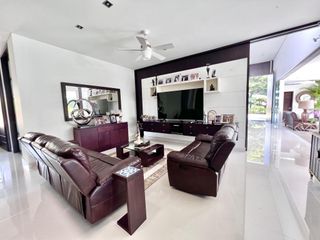 Foto 8 de 🏡 ¡Descubre esta espectacular casa en Altos de Ciudad Jardín, Cali!