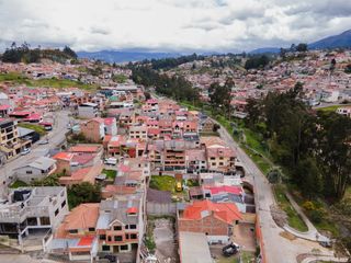 Foto 3 de Terreno urbano de venta en Cuenca - Sector Miraflores