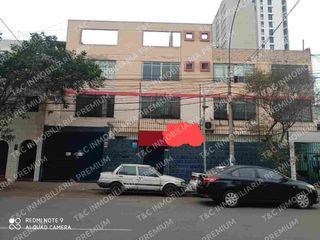 SE VENDE LOCAL COMERCIAL DE DOS PISOS CON DOBLE ZONIFICACION EN EL DISTRITO DE LINCE