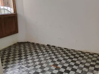 Foto 3 de ALQUILER DE CASA EN CIUDADELA AURORA CERCA DE TODO