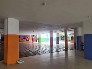 Foto 2 de ARRIENDO LOCAL COMERCIAL 5542 M2 SECTOR BRETAÑA