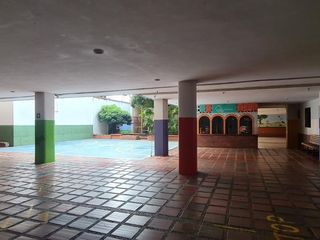 Foto 4 de ARRIENDO LOCAL COMERCIAL 5542 M2 SECTOR BRETAÑA