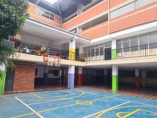 Foto 6 de ARRIENDO LOCAL COMERCIAL 5542 M2 SECTOR BRETAÑA
