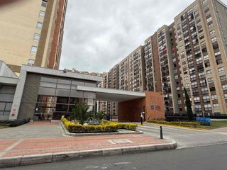 Foto 1 de Arriendo Apartamento en Conjunto  TURÓ, en la zona de la Hacienda San Rafael de la Calle 134.