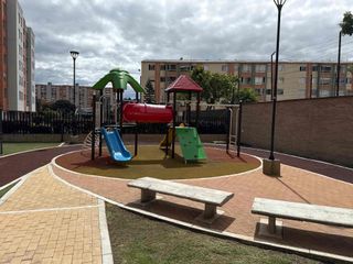Foto 5 de Arriendo Apartamento en Conjunto  TURÓ, en la zona de la Hacienda San Rafael de la Calle 134.