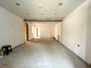 Foto 2 de Venta de casa en Urbanización Covicorti, Trujillo – Frente a parque y con gran potencial