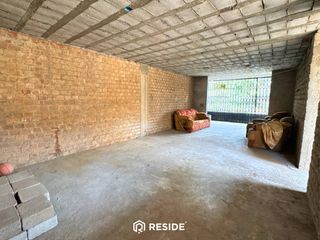Foto 14 de Venta de casa en Urbanización Covicorti, Trujillo – Frente a parque y con gran potencial