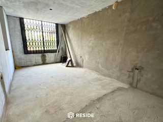 Foto 17 de Venta de casa en Urbanización Covicorti, Trujillo – Frente a parque y con gran potencial