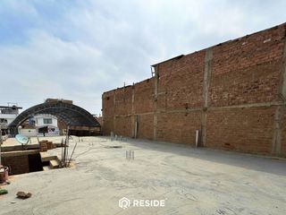 Foto 21 de Venta de casa en Urbanización Covicorti, Trujillo – Frente a parque y con gran potencial