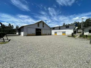 Foto 4 de Bodega Nave Industrial de arriendo autopista Cuenca Azogues sector zhullin Uso de suelo Medio Impacto ideal para industria
