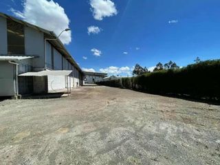 Foto 5 de Bodega Nave Industrial de arriendo autopista Cuenca Azogues sector zhullin Uso de suelo Medio Impacto ideal para industria