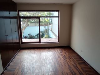 Foto 21 de ALQUILO CASA TIPO DUPLEX EN SURCO