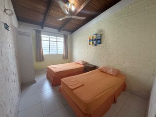 Foto 32 de VENTA HOSTERIA EN TONSUPA