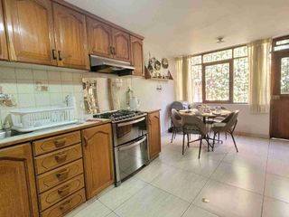 Foto 5 de VENTA CASA CERCA UNSA - AREQUIPA