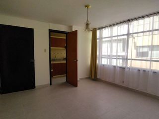 Foto 6 de Arriendo apartamento 1 habitación independiente,  Centro de Bogotá