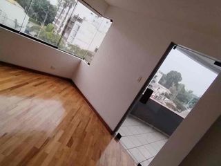 Foto 4 de Alquilo Departamento en 4 piso