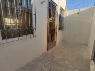 Foto 4 de Acogedora Casa en Alquiler en Urb. Sol de Ica Los Portales