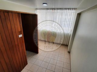 Foto 2 de Oficina 2do piso en alquiler (Av. Huaylas Chorrillos)