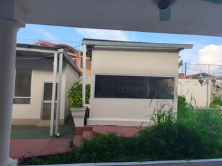 Foto 3 de RENTO CASA PARA EMPRESA