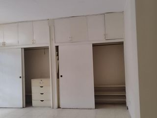 Foto 10 de RENTO CASA PARA EMPRESA