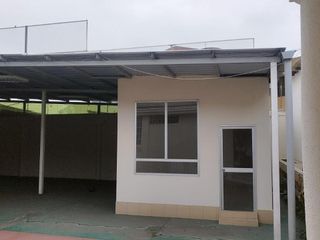 Foto 13 de RENTO CASA PARA EMPRESA