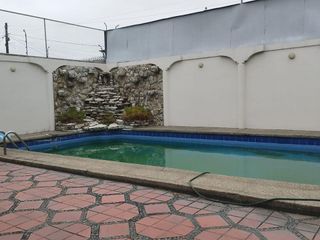 Foto 18 de RENTO CASA PARA EMPRESA