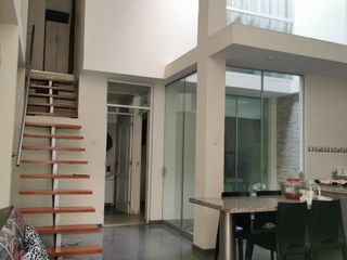 Foto 5 de Chiclayo: Venta Casa Cerca a La Plaza de Armas, 2 Calles.