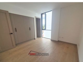 Foto 6 de Por estrenar Penthouse de lujo en Miravalle4.